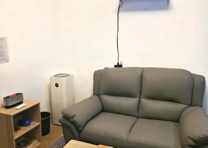 Silong Sleek Movie Lounge Ps4 And Snack Bar Lägenhet *