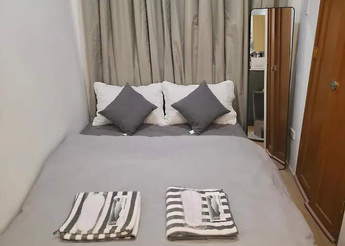 Silong Sleek Movie Lounge Ps4 And Snack Bar Lapu-Lapu City